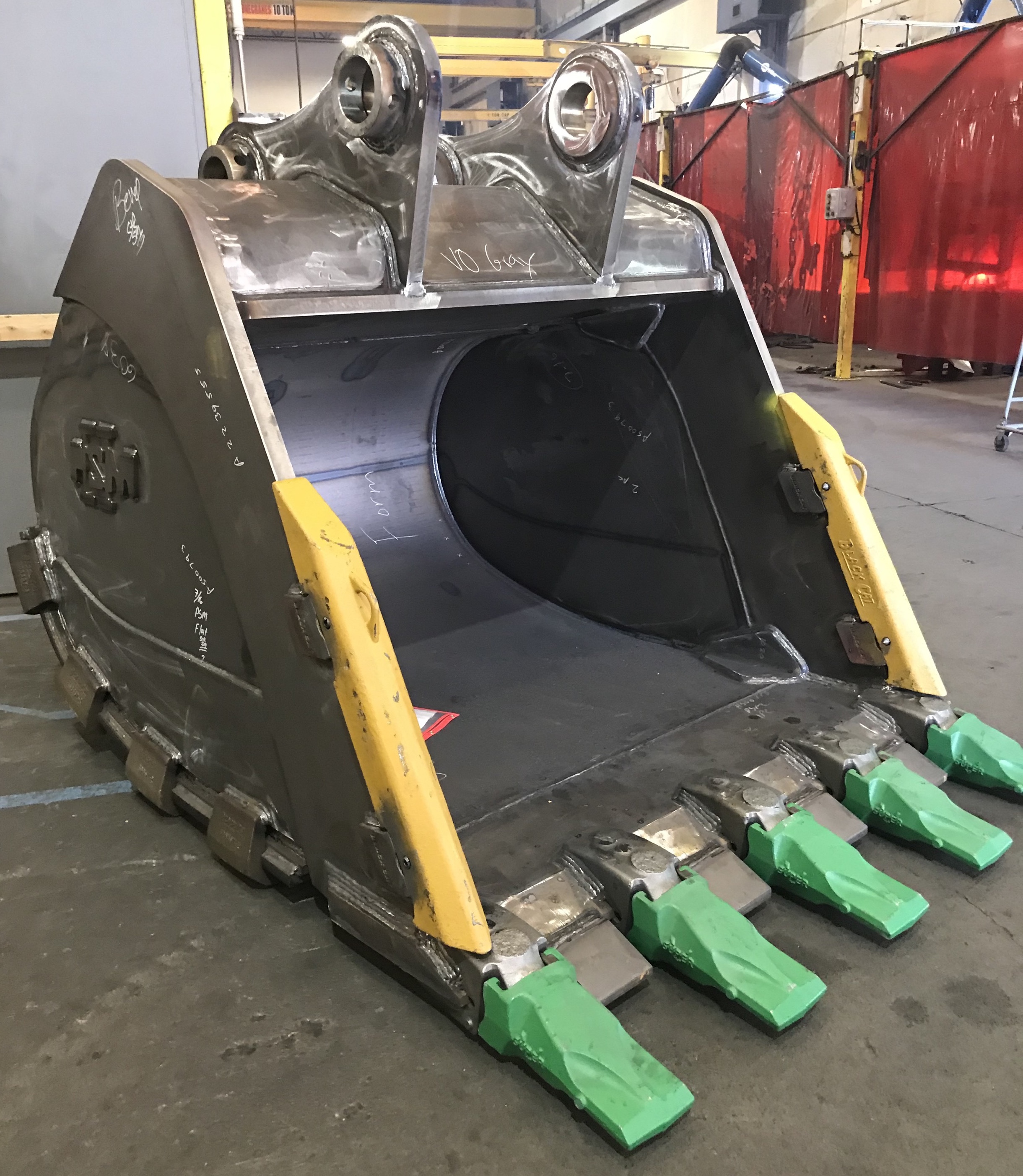Excavator XD bucket with options in fabrication